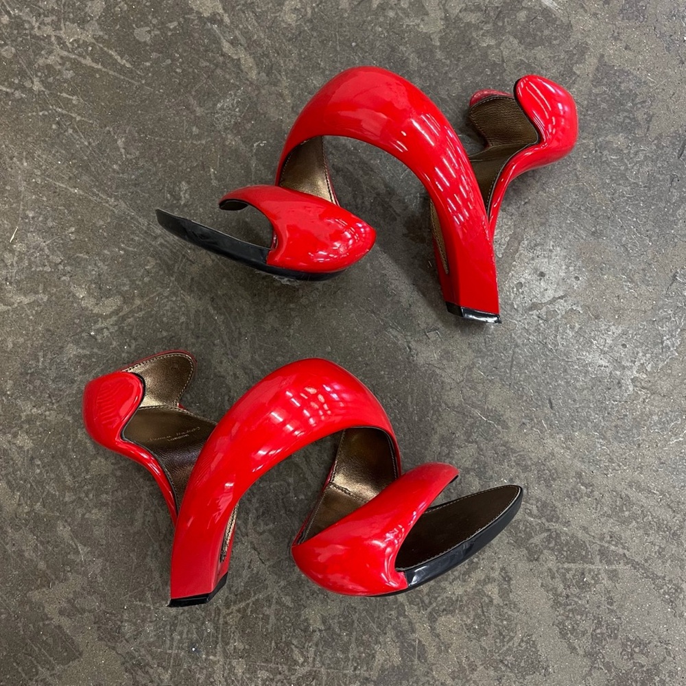 VINTAGE JULIAN HAKE MOJITO HEELS